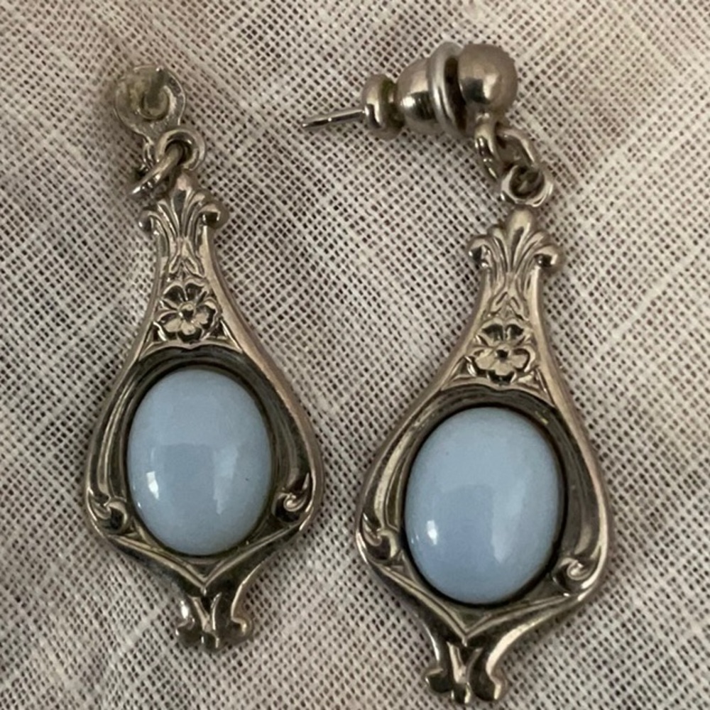 VINTAGE POST DROP EARRINGS-SILVER TEARDROP WITH LIGHT BLUE STONE (OPAL?) - Picture 2 of 2